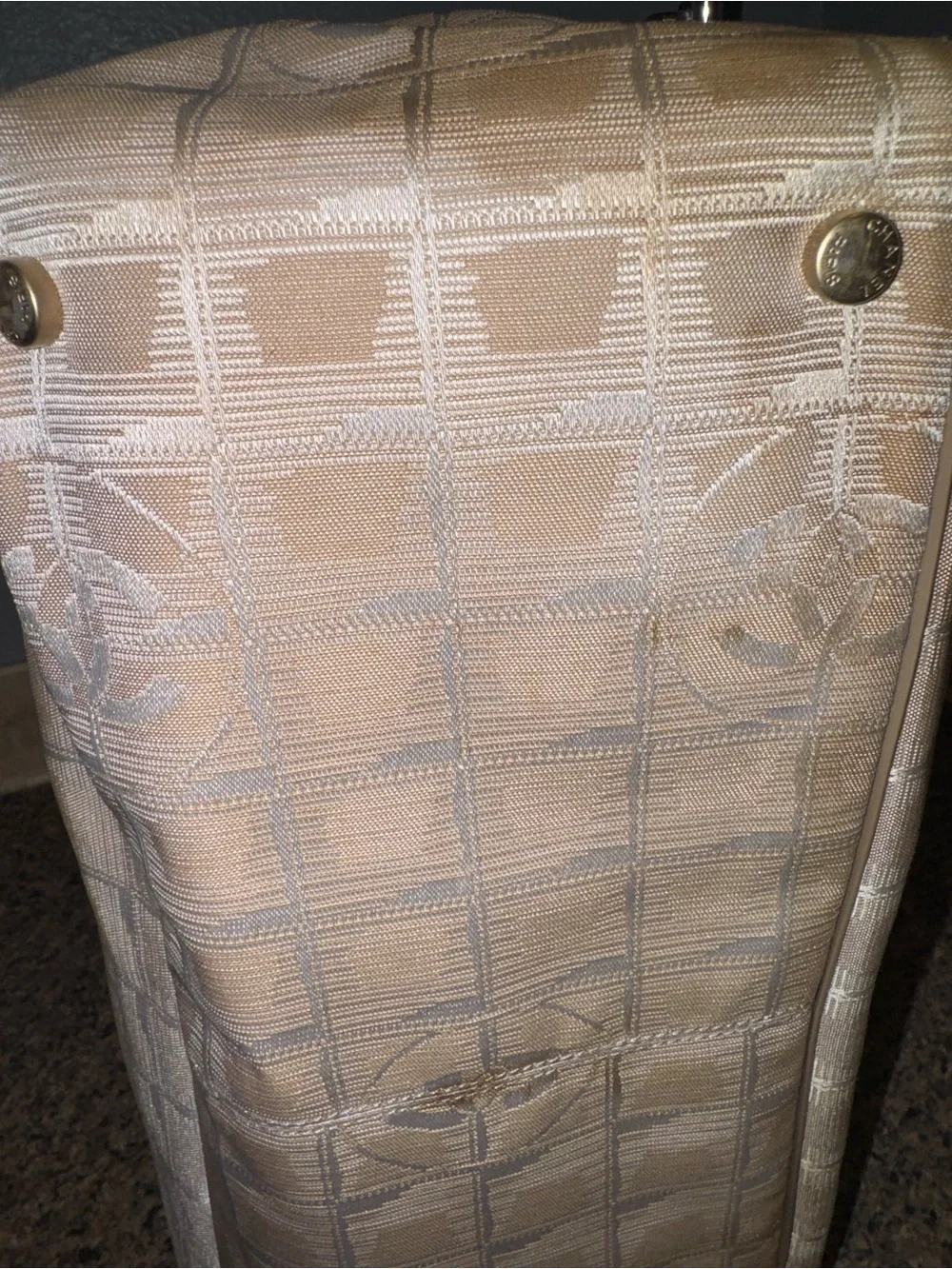 CHANEL authentic cream Patterned Tote with Leather Straps